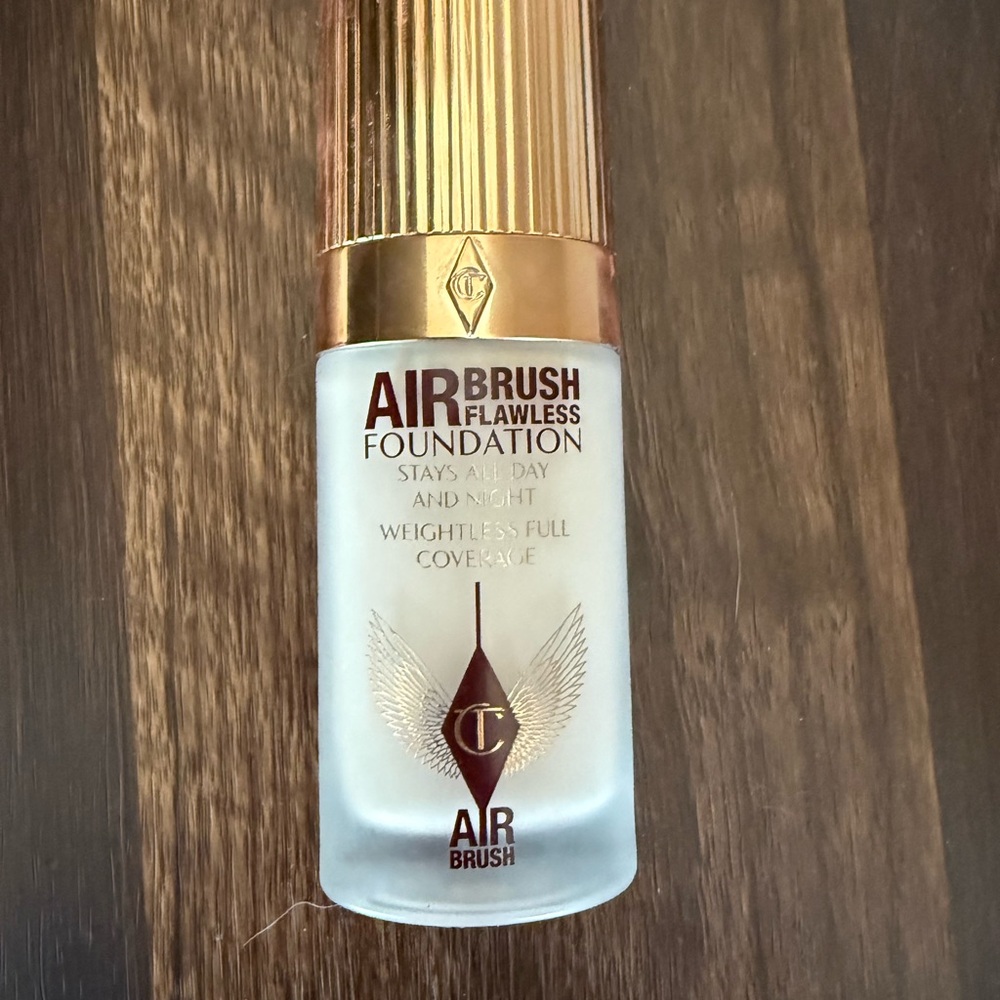 Charlotte Tilbury Airbrush Flawless Foundation